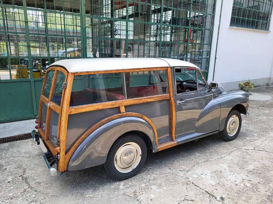 Image 10/30 of Morris Minor 1000 Traveller (1968)