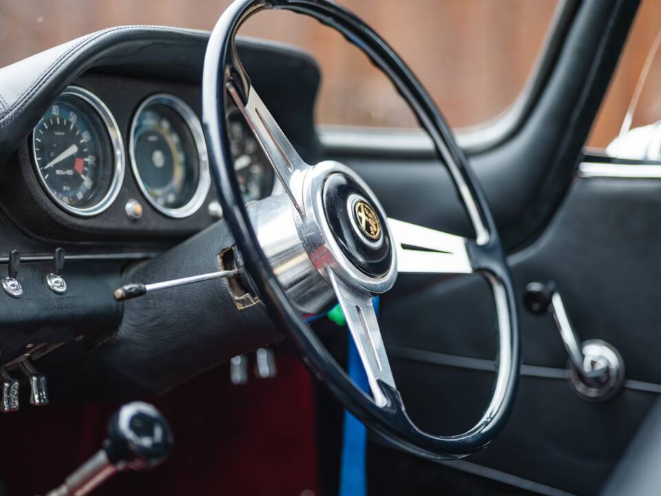 Immagine 7/50 di Alfa Romeo Giulia Sprint Speciale (1964)