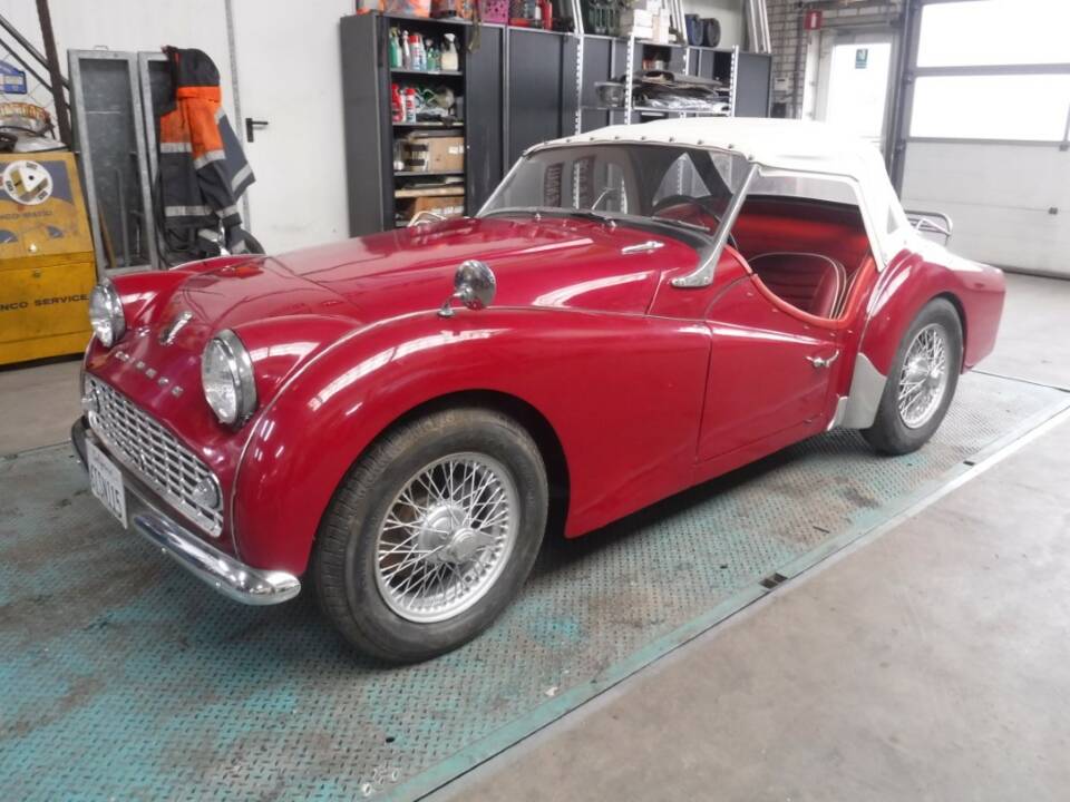 Image 24/50 de Triumph TR 3A (1958)