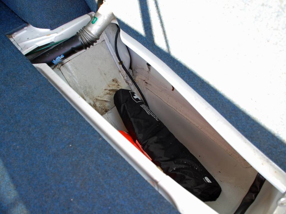 Afbeelding 28/45 van Volvo 245 GL (1991)