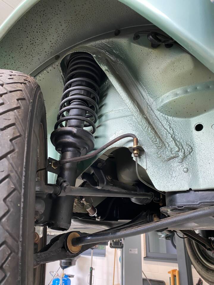 Image 62/96 of Volkswagen Beetle 1303 (1980)