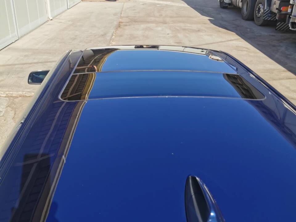 Image 9/22 of BMW 530d Touring (2005)
