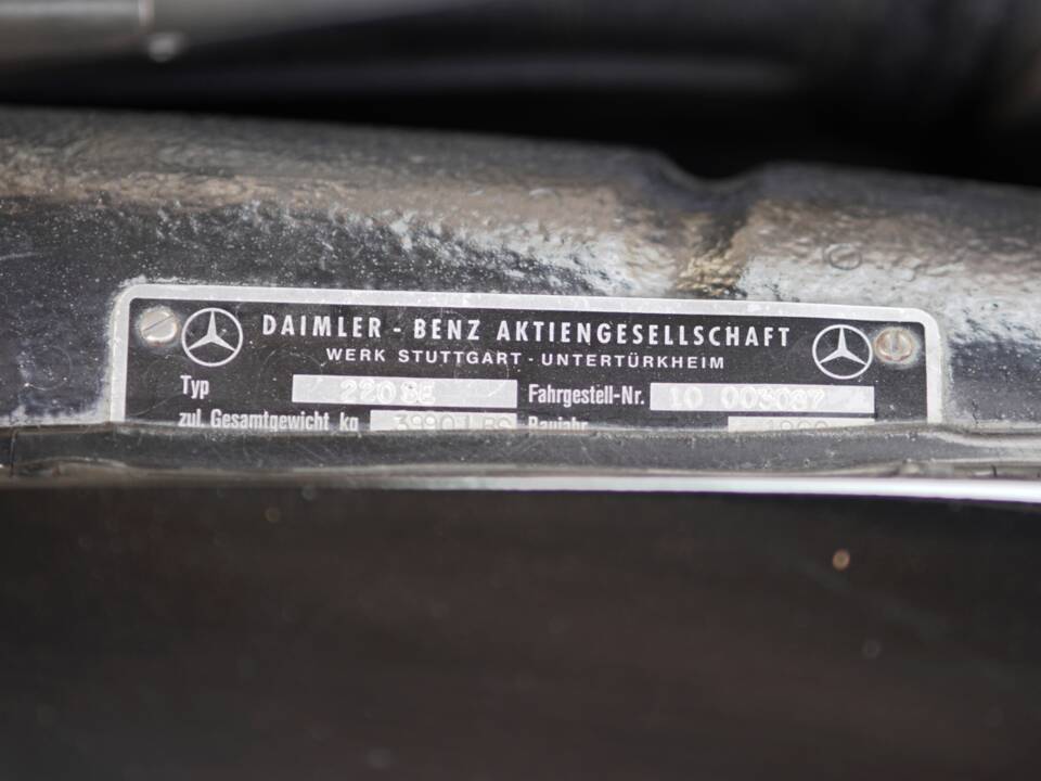 Immagine 16/35 di Mercedes-Benz 220 SE (1960)