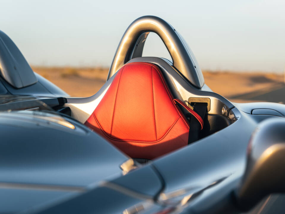 Image 20/45 de Mercedes-Benz SLR Stirling Moss (2009)