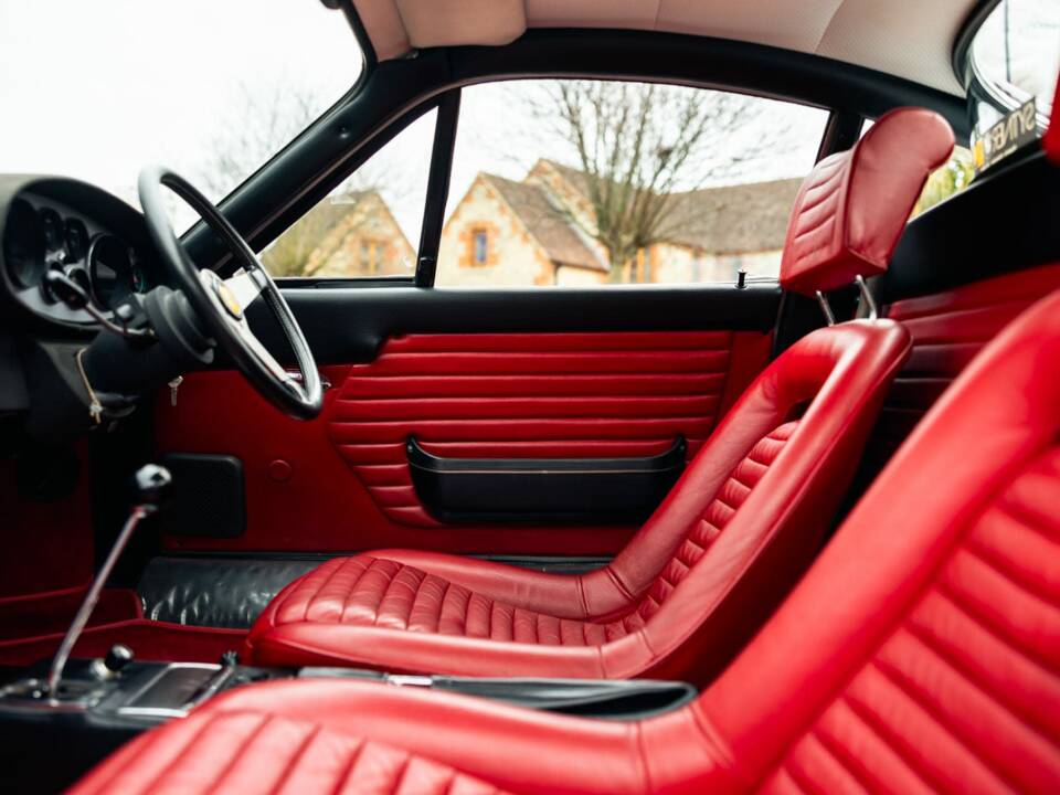 Image 6/20 of Ferrari Dino 246 GT (1973)