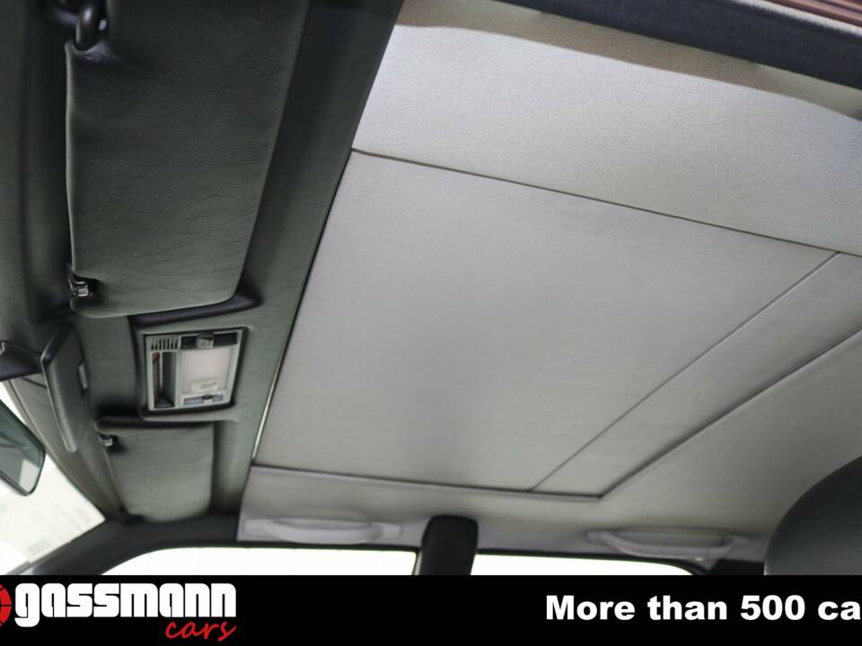 Bild 14/15 von Mercedes-Benz 300 D (1990)