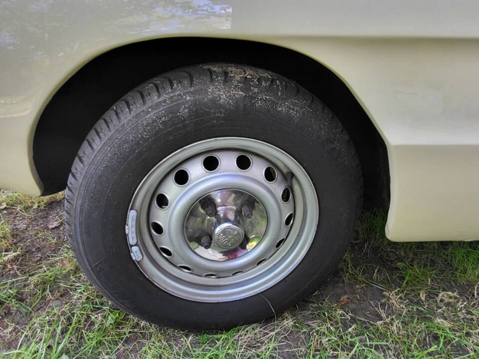 Image 13/37 of Alfa Romeo Spider Veloce 2000 (1982)