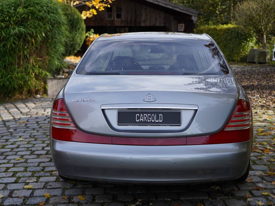 Bild 10/19 von Maybach 57 (2006)