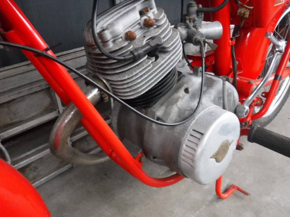 Immagine 9/21 di Ducati DUMMY (1958)