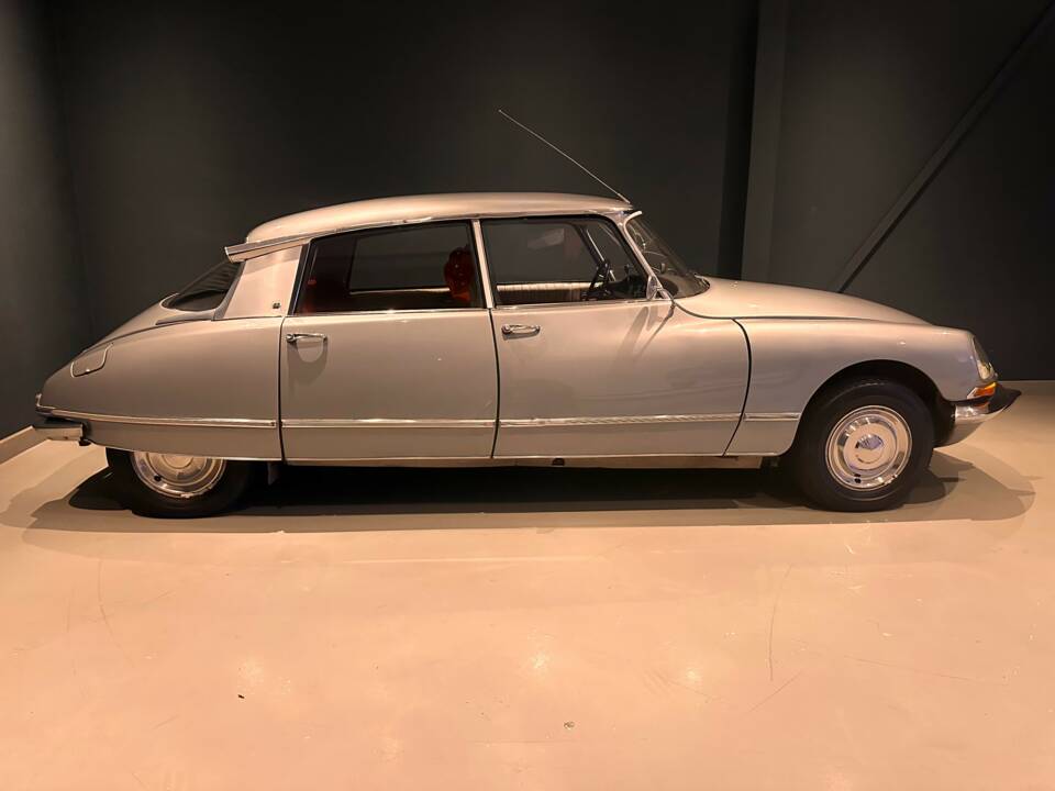 Bild 5/76 von Citroën DS 20 A (1970)