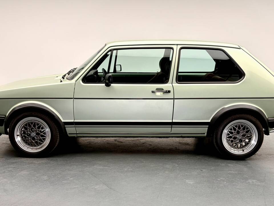 Bild 2/16 von Volkswagen Golf I GTI 1.6 (1980)