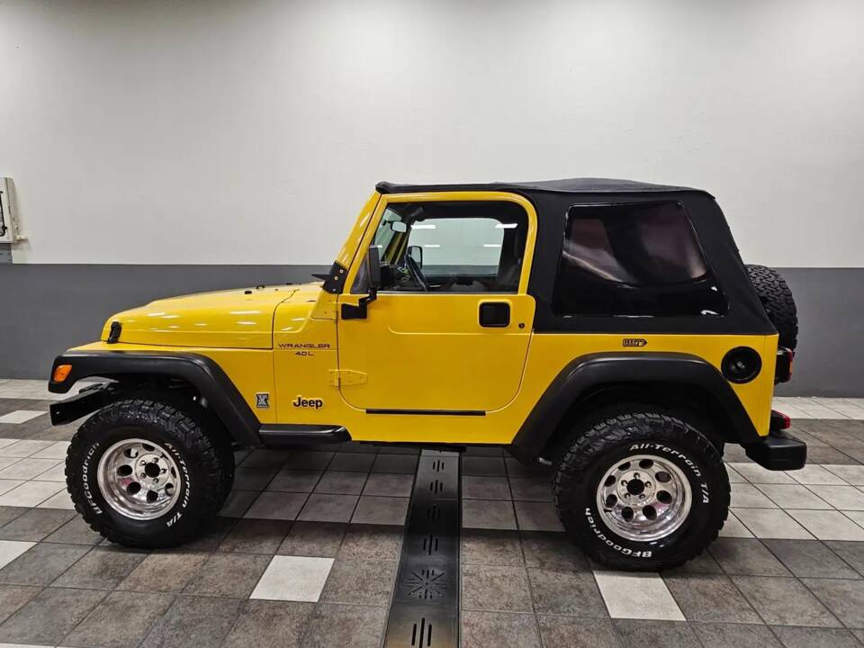 Image 7/17 of Jeep Wrangler Sport 4.0 (2002)