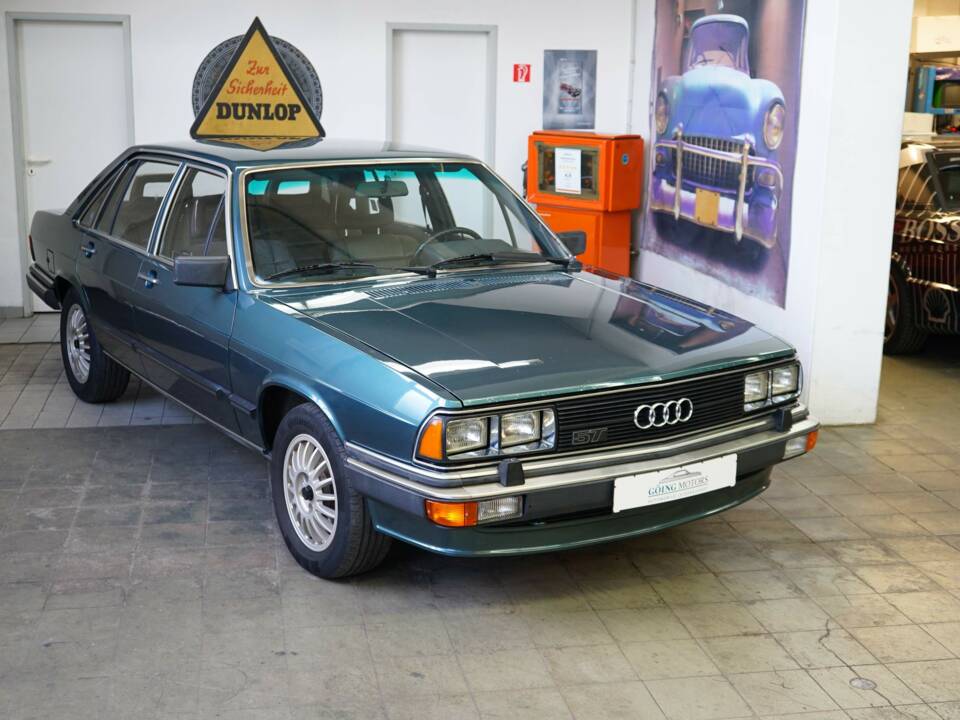 Immagine 1/39 di Audi 200 5T (1982)