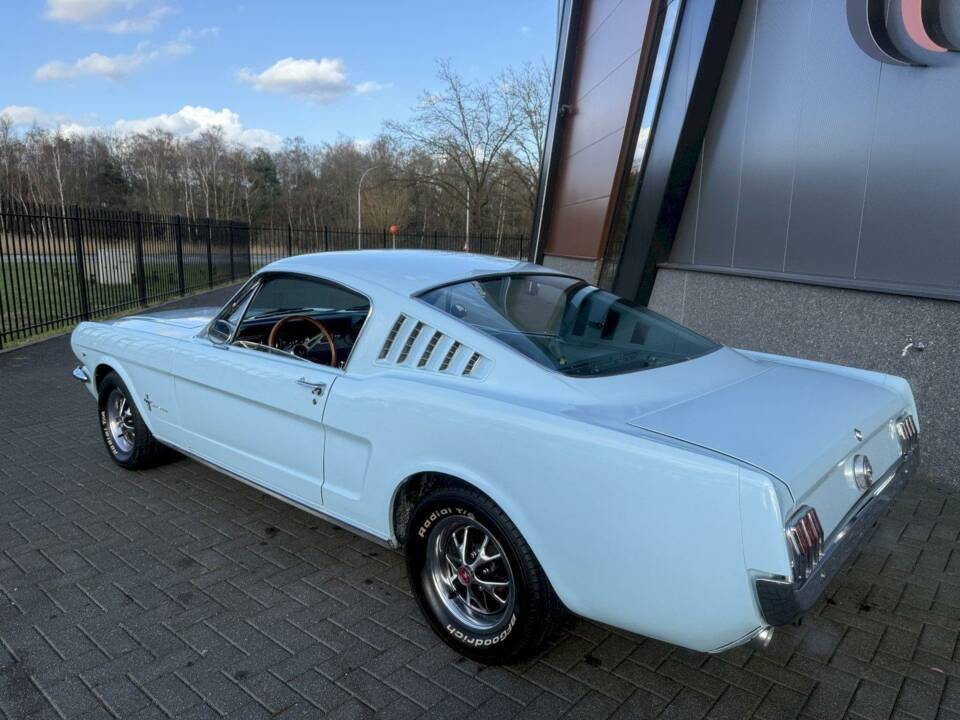 Bild 11/44 von Ford Mustang 289 (1966)