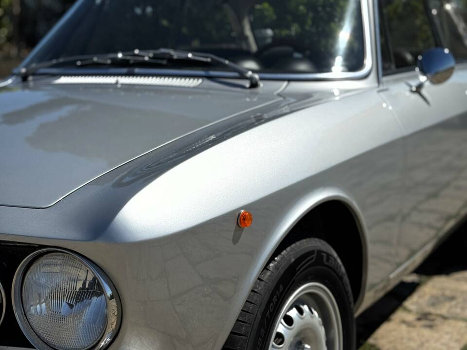 Afbeelding 25/43 van Alfa Romeo 1750 GT Veloce (1970)