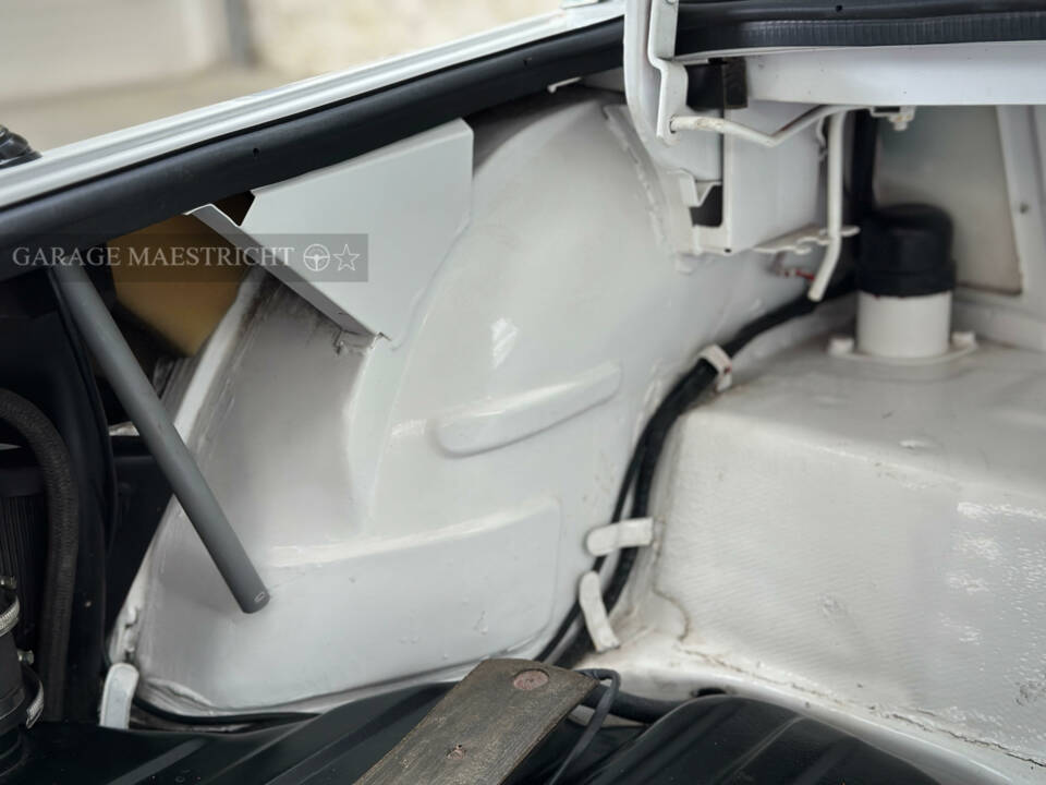 Afbeelding 43/72 van Alfa Romeo 2000 Spider Veloce (1981)