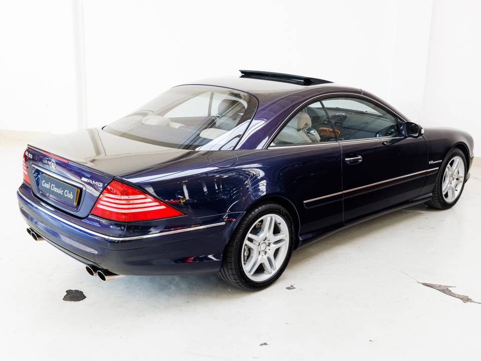 Image 38/38 of Mercedes-Benz CL 55 AMG (2003)