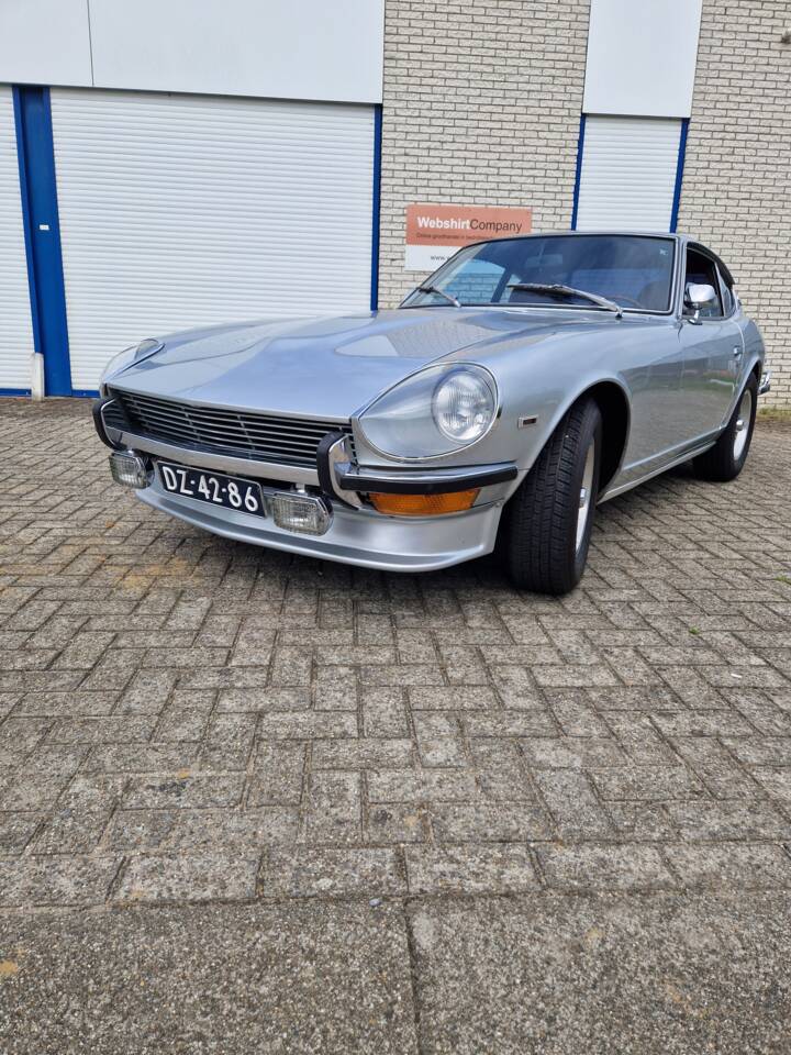 Image 16/23 of Datsun 240 Z (1972)