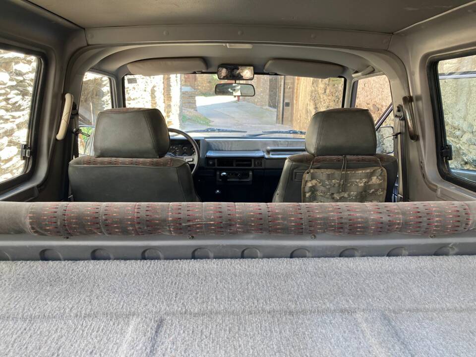 Bild 8/15 von Nissan Patrol GR 2.8 TD (1992)