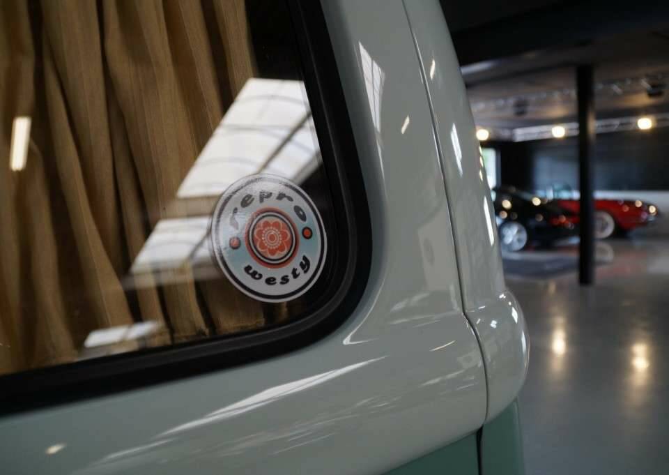 Imagen 38/50 de Volkswagen T1 panel van (1964)