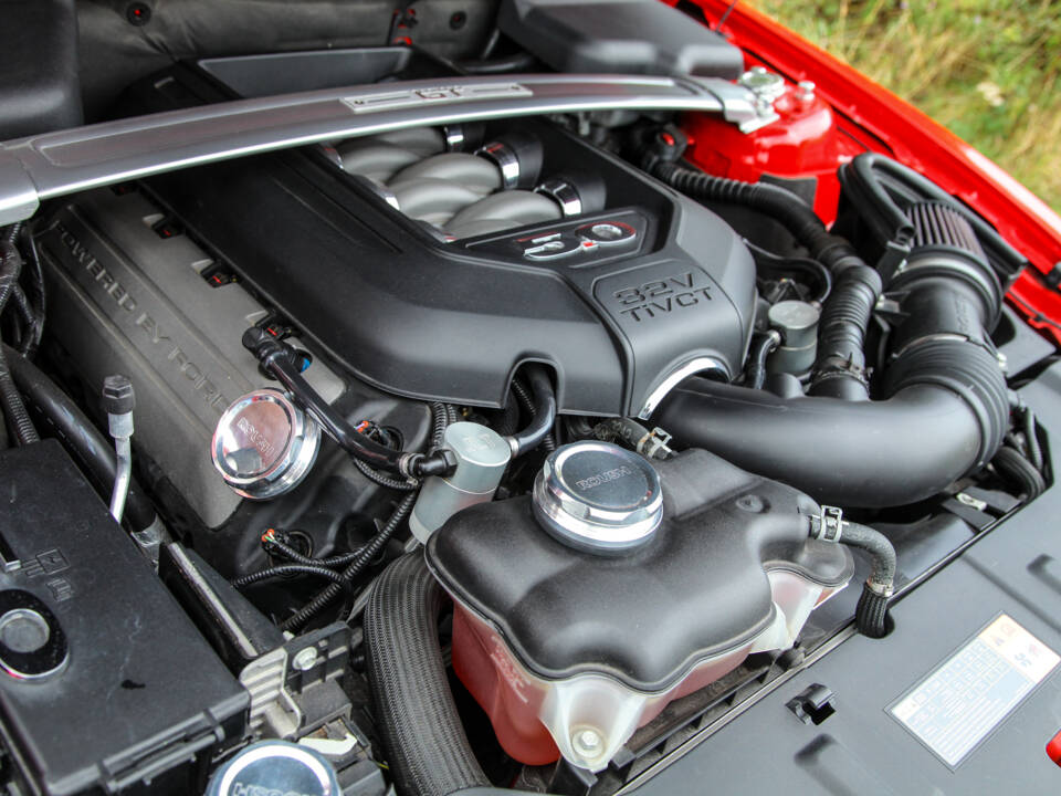 Image 6/8 of Ford Mustang 5.0 GT Premium (2013)