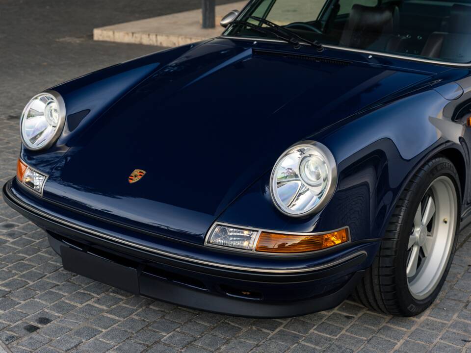 Image 8/32 of Porsche 911 Singer (2023)