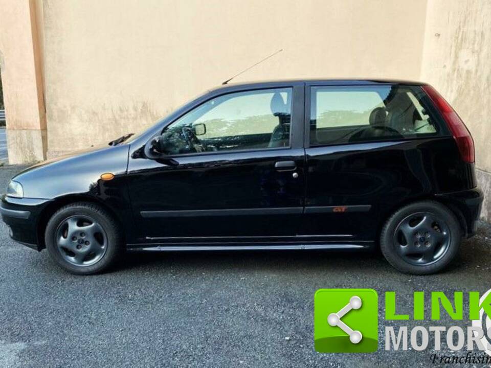 Image 4/10 de FIAT Punto 85 16V (1998)