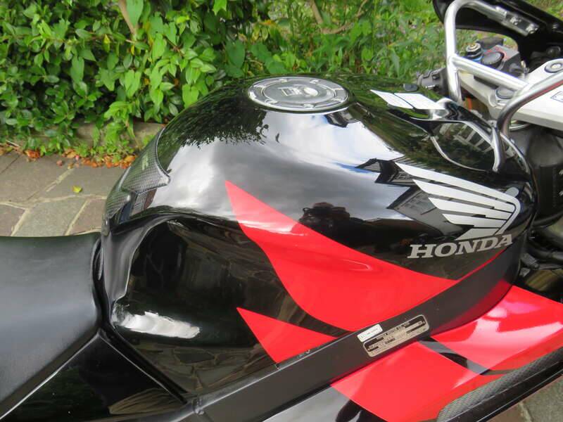 Immagine 14/40 di Honda VTR 1000 SP2 (2005)