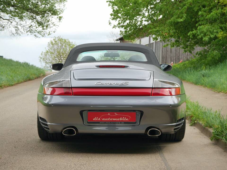 Bild 15/26 von Porsche 911 Carrera 4S (1900)