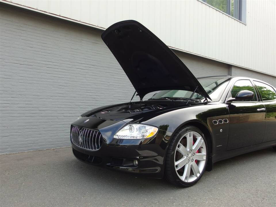 Bild 83/98 von Maserati Quattroporte S 4.7 (2010)