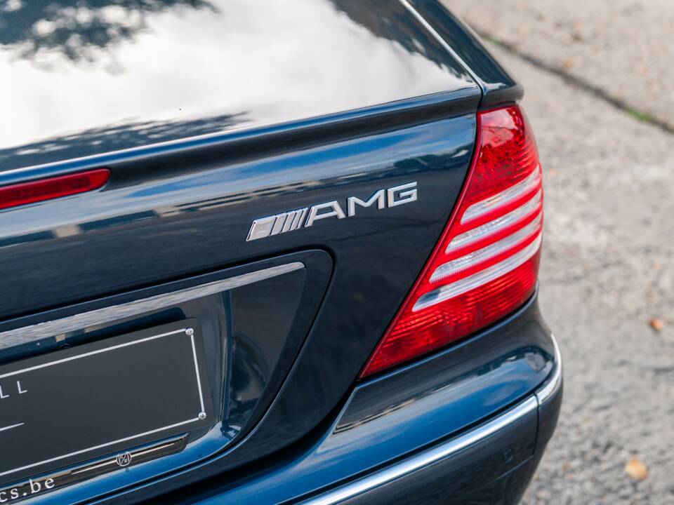 Bild 17/31 von Mercedes-Benz CL 65 AMG (2006)