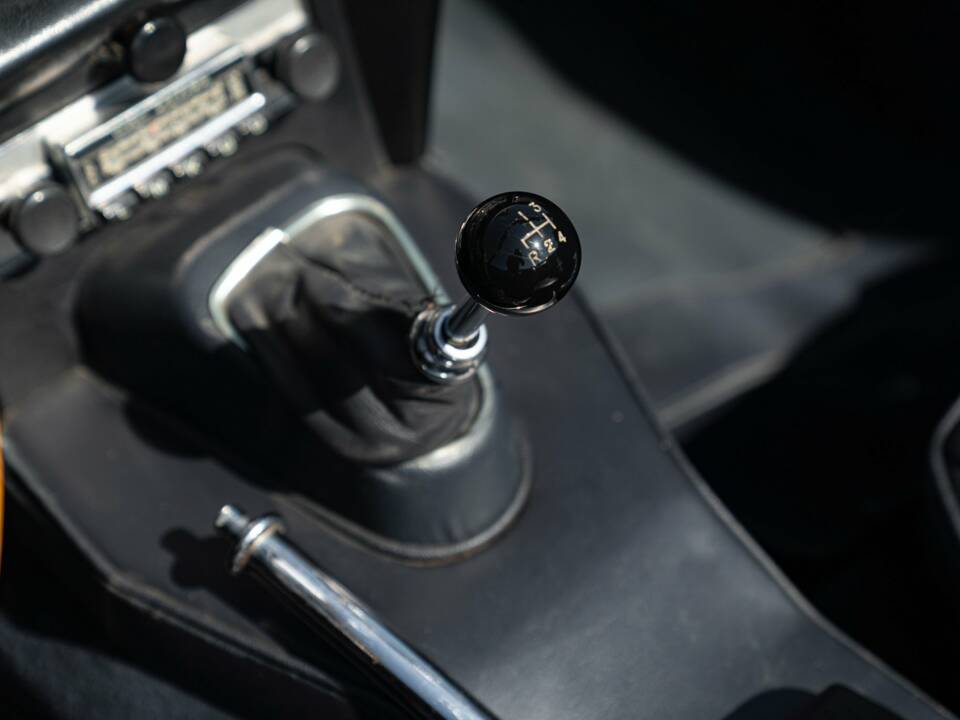Bild 49/50 von Jaguar E-Type (1968)