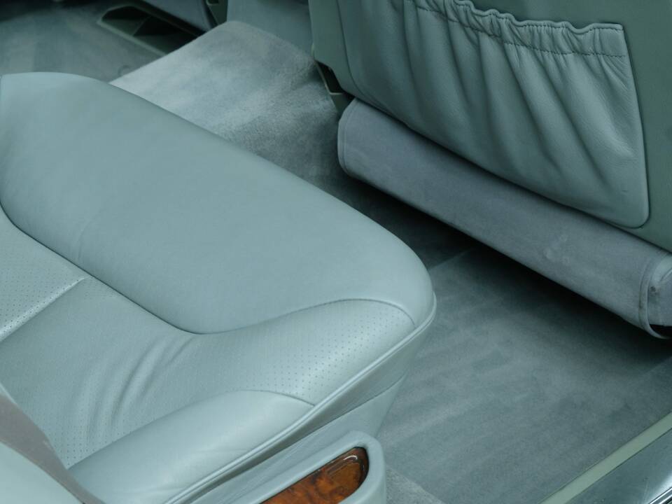 Bild 36/50 von Mercedes-Benz 600 SEL (1992)