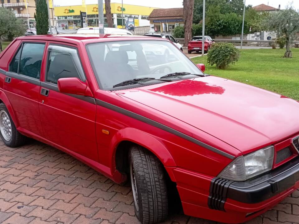 Image 8/51 of Alfa Romeo 75 1.8 Turbo (1991)