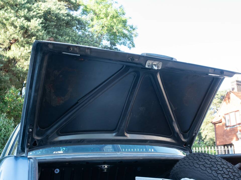 Bild 31/32 von Mercedes-Benz 300 SEL 6.3 (1972)