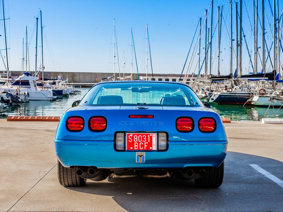 Afbeelding 4/22 van Chevrolet Corvette (1991)
