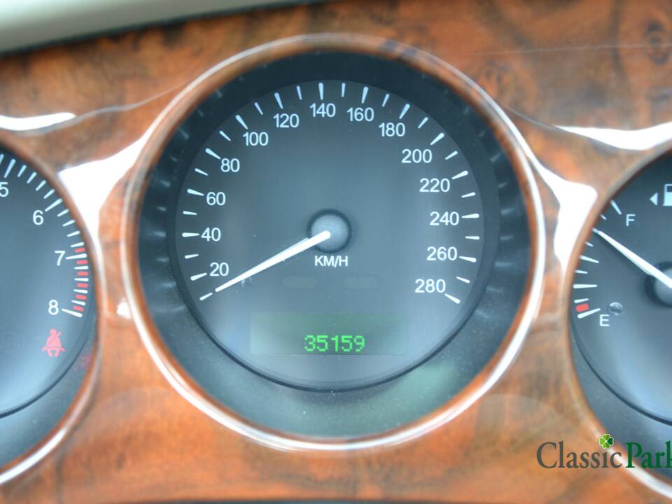 Imagen 44/50 de Jaguar XK8 4.0 (1998)
