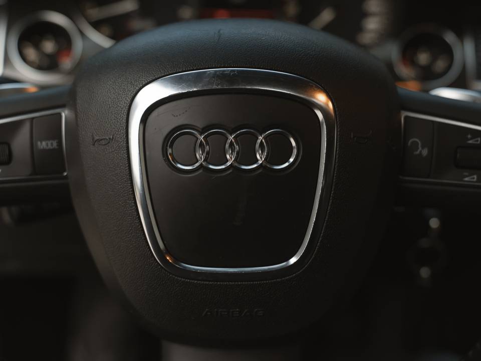 Image 32/41 de Audi S8 V10 (2009)