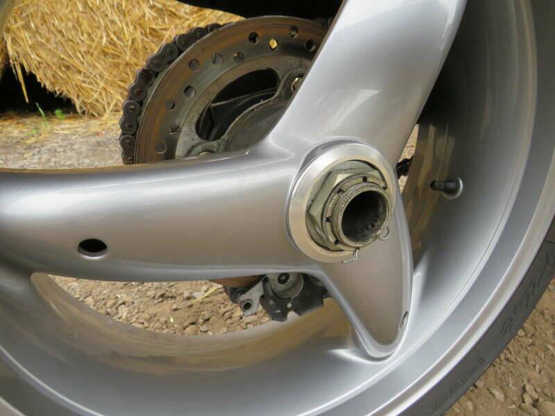 Image 33/39 of Triumph DUMMY (2006)