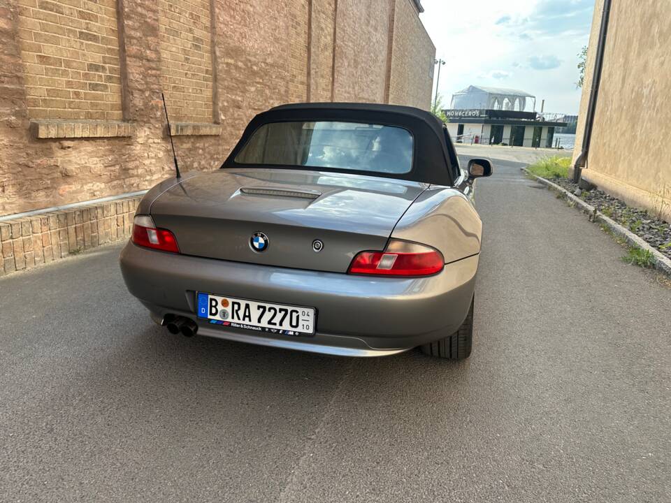 Bild 9/49 von BMW Z3 2.2i (2001)