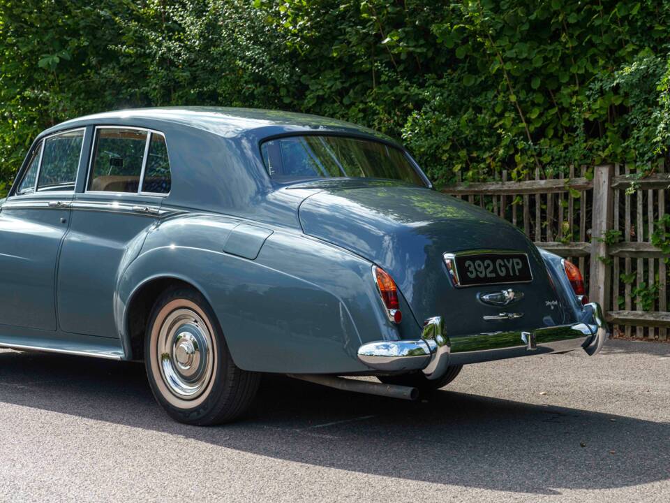 Image 11/34 of Rolls-Royce Silver Cloud III (1965)