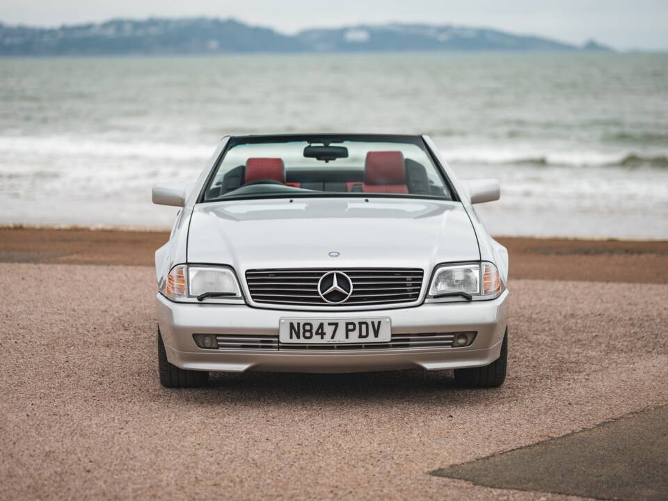 Image 6/42 de Mercedes-Benz SL 320 "Mille Miglia" (1995)