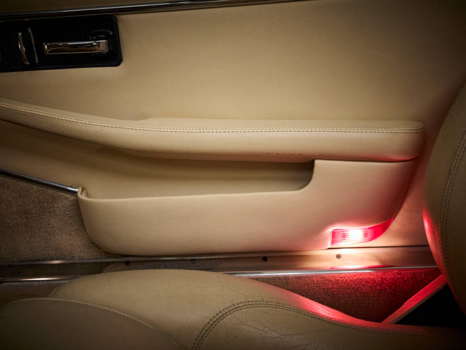 Bild 58/92 von Jaguar XJS 6.0 (1994)
