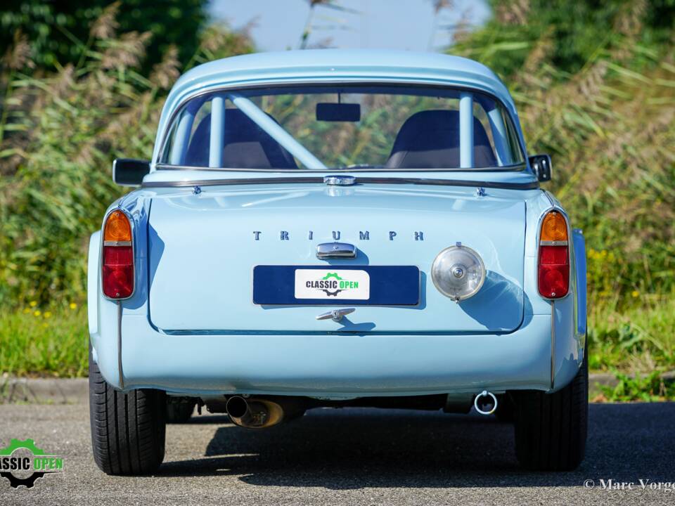 Image 39/43 of Triumph TR 4 (1962)