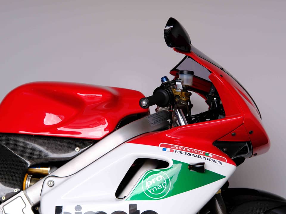 Image 4/94 of Bimota 500 V-Due (2003)