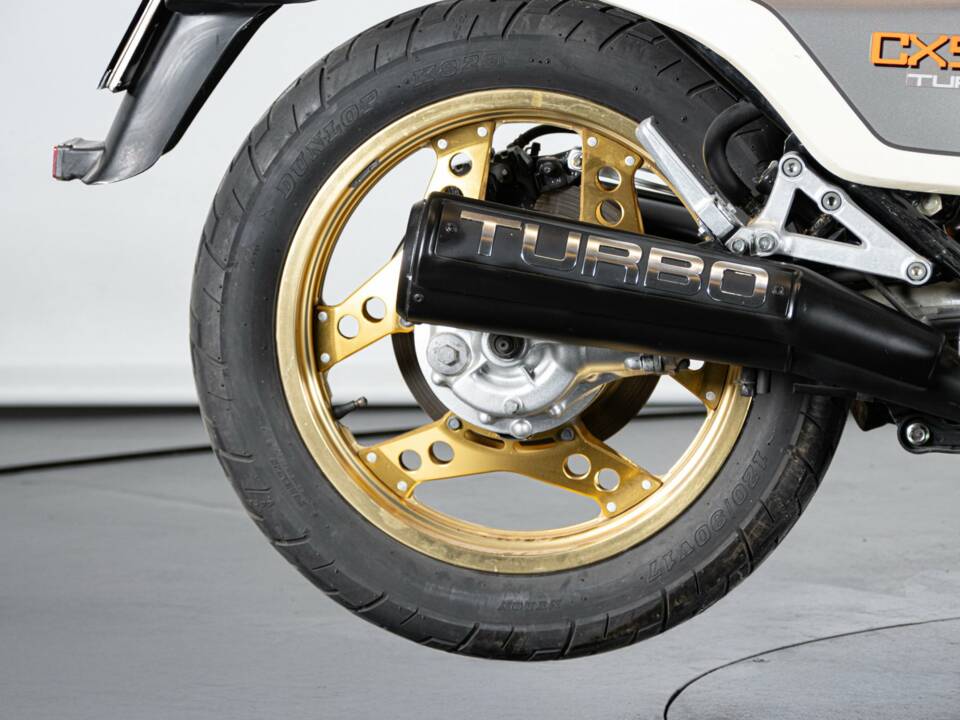 Image 28/50 of Honda CX 500 Turbo (1982)