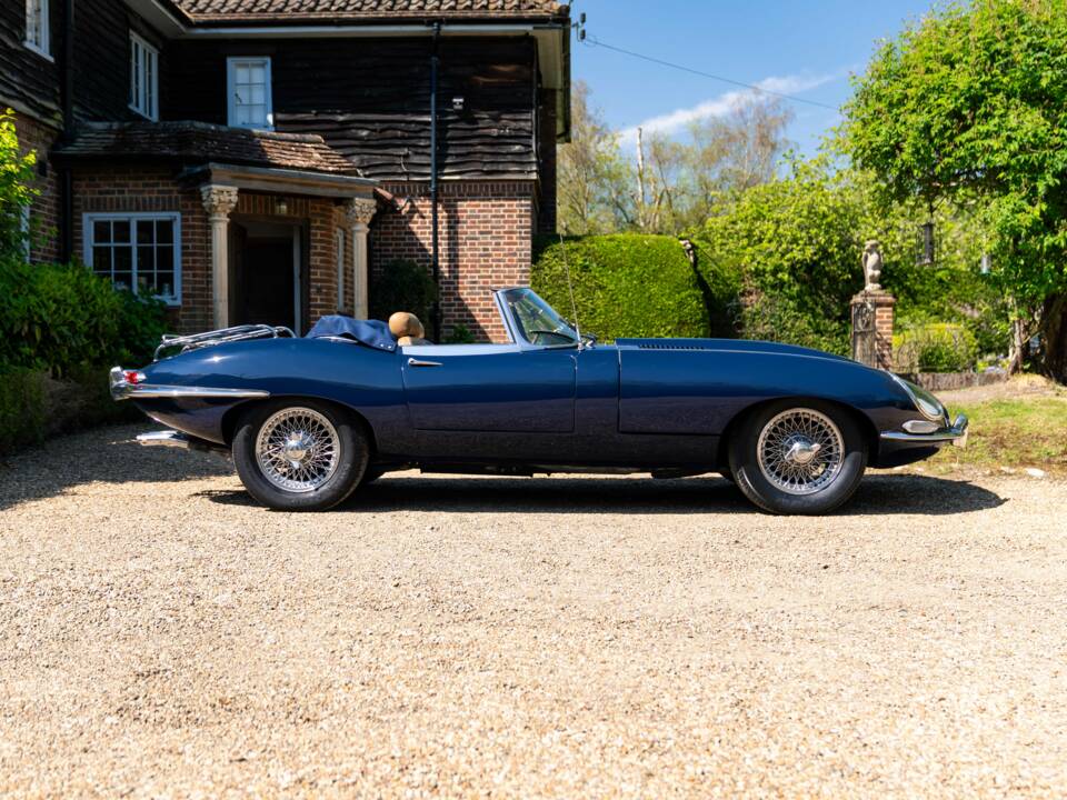 Bild 30/50 von Jaguar XK-E (1967)
