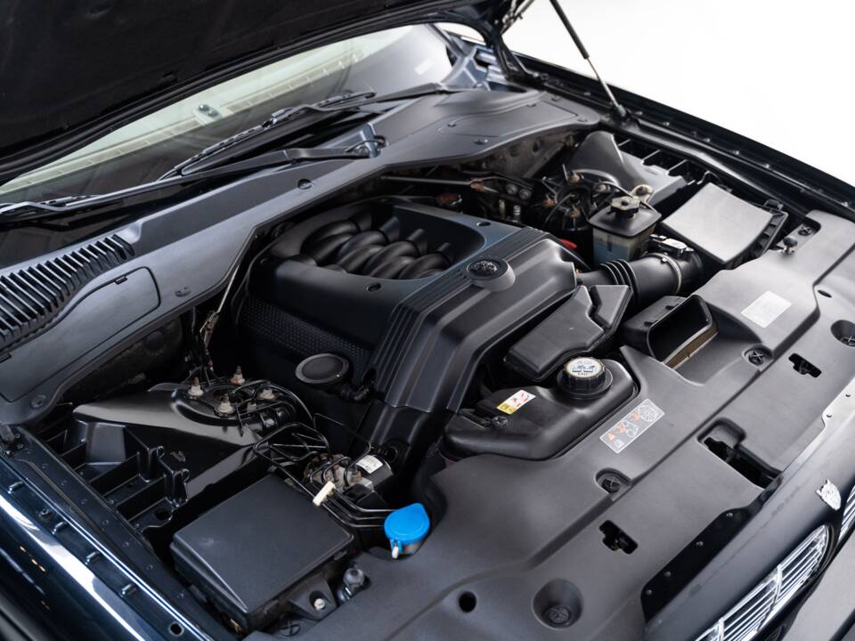 Bild 32/32 von Jaguar XJ 8 3.5 (2005)