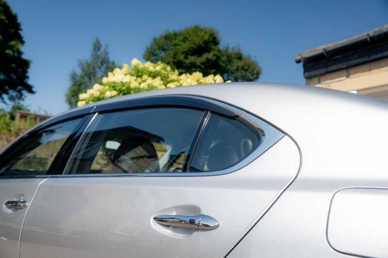 Immagine 37/50 di Lexus LS 600h L (2013)