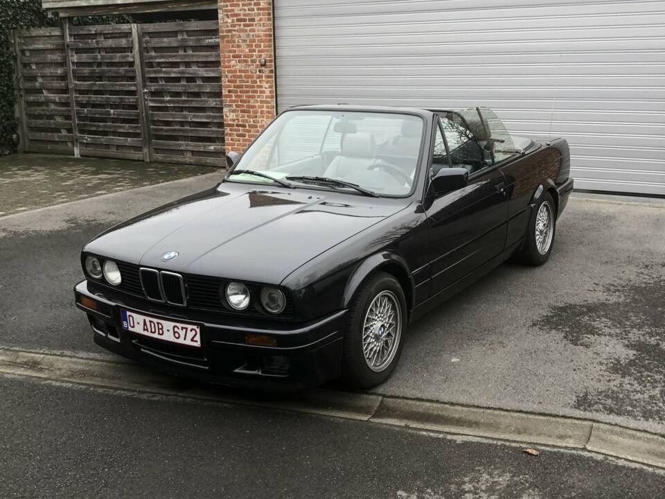 Bild 1/7 von BMW 325i (1992)